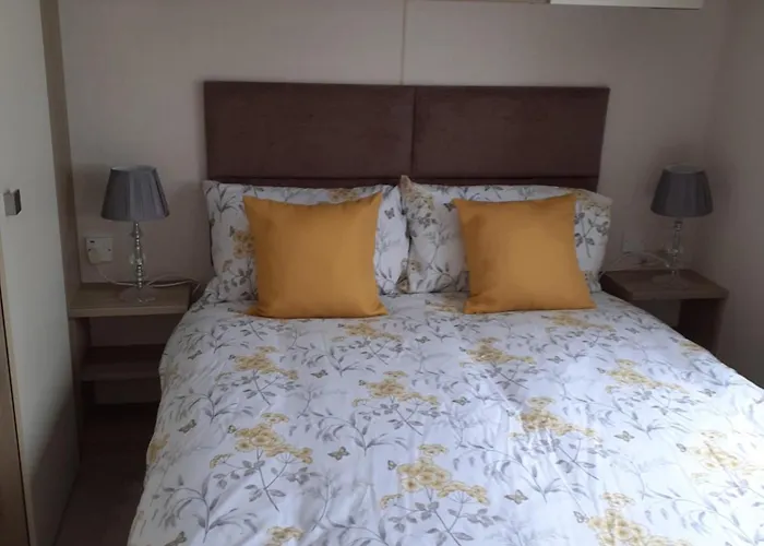 2 Bed 2 Ensuite Holiday Home