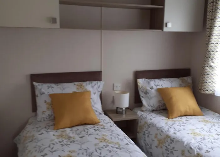 2 Bed 2 Ensuite Holiday Home